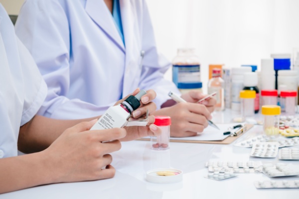Préparations hospitalières : nouvelles modalités de déclaration